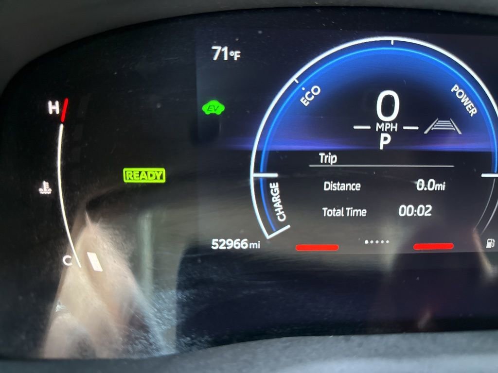 Used 2025 Toyota Camry XSE FWD image 7