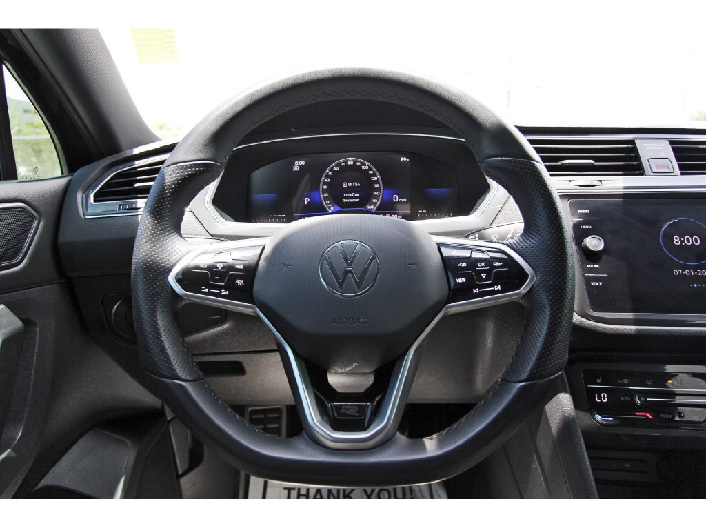 Used 2023 Volkswagen Tiguan SE R-Line FWD image 18