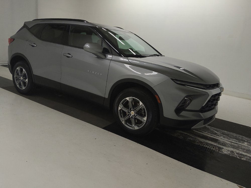 Used 2024 Chevrolet Blazer LT w/ Convenience Package FWD image 11