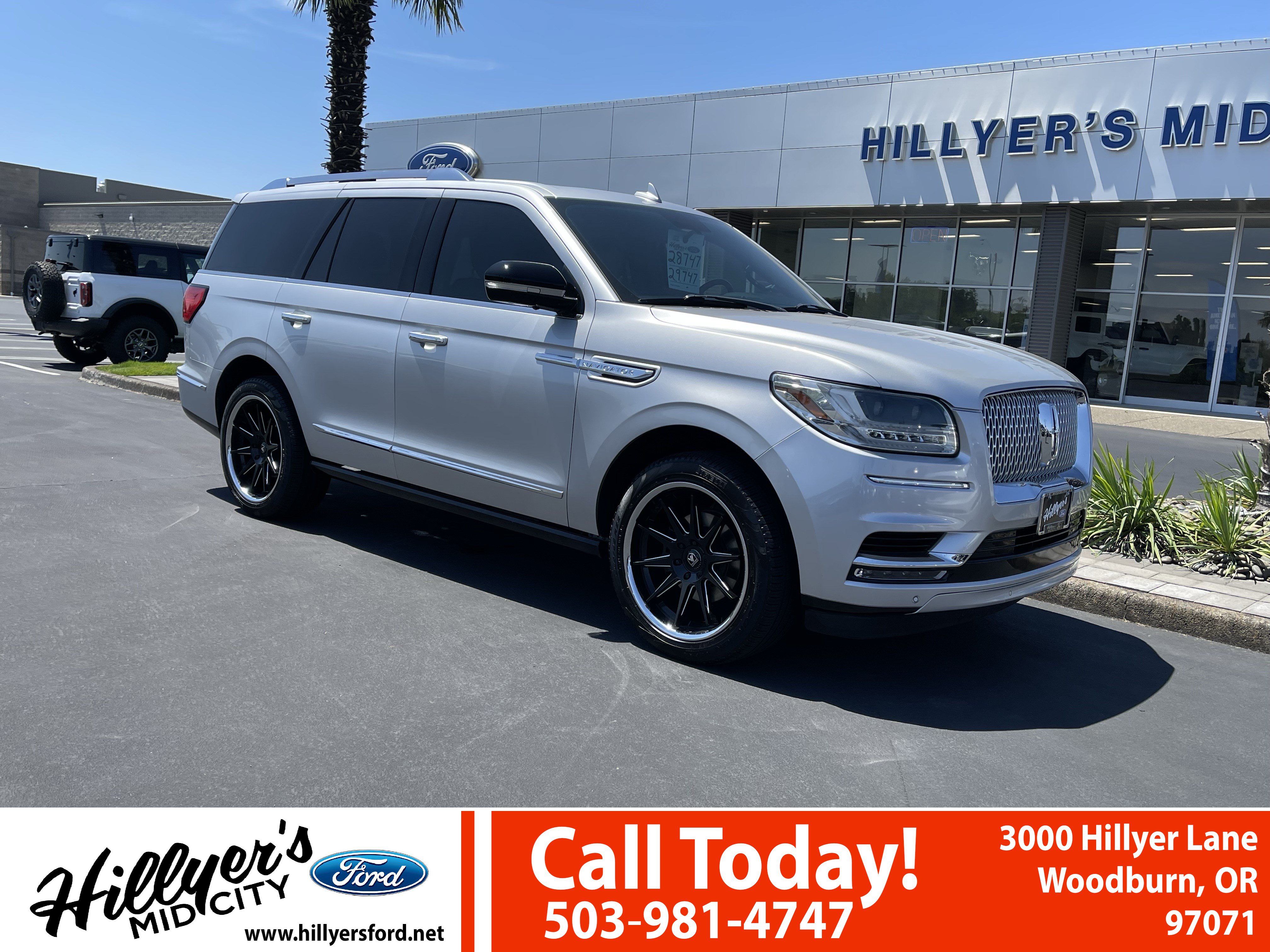Used 2019 Lincoln Navigator Select