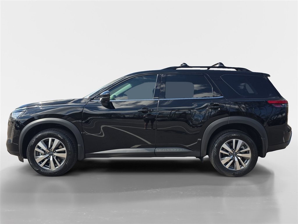 New 2026 Nissan Pathfinder SL AWD/4WD image 2