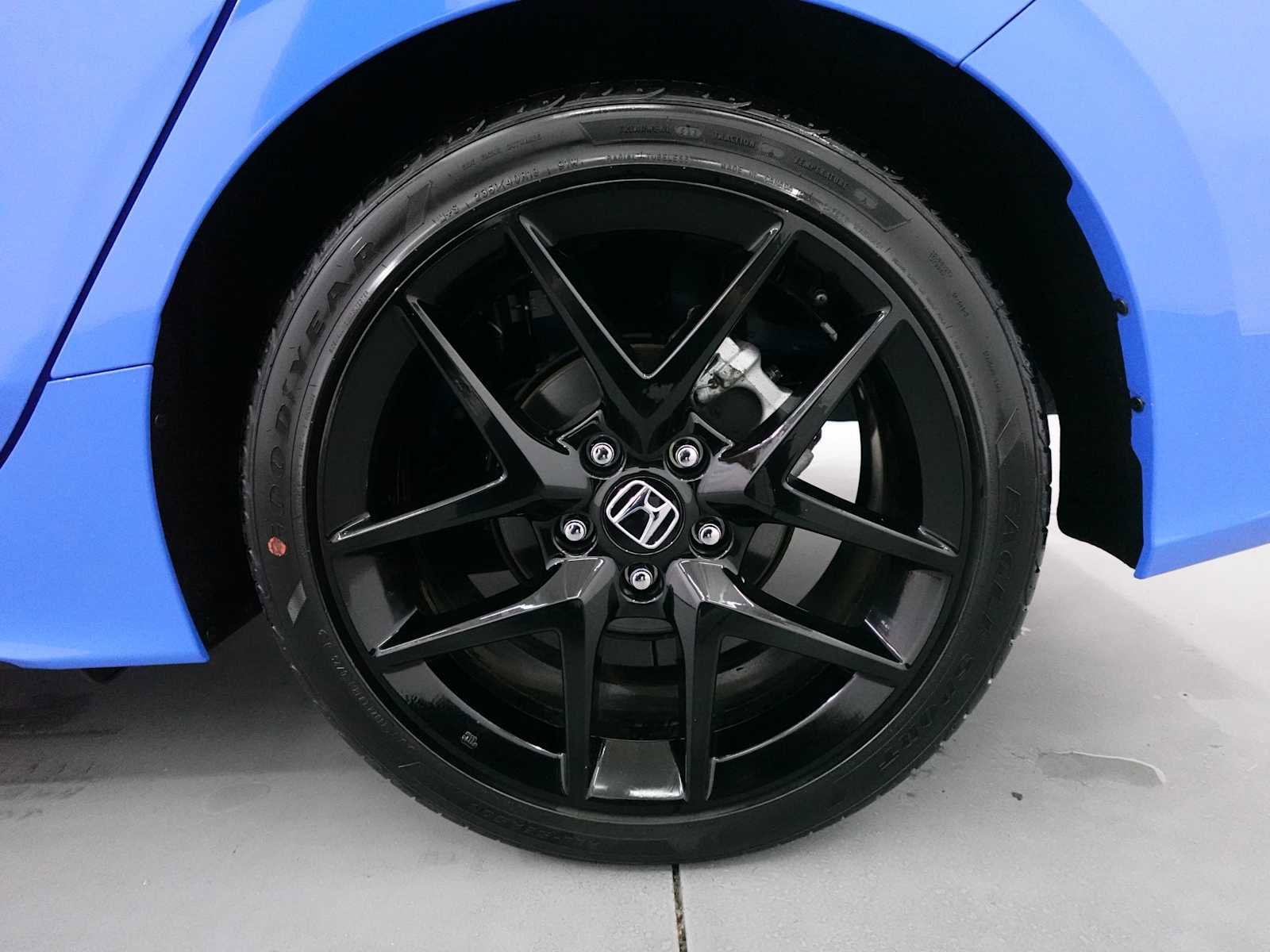 Certified 2025 Honda Civic Sport image 9