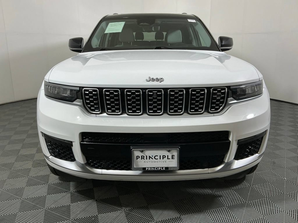 Used 2023 Jeep Grand Cherokee L Summit w/ Advanced Protech Group IV RWD image 3