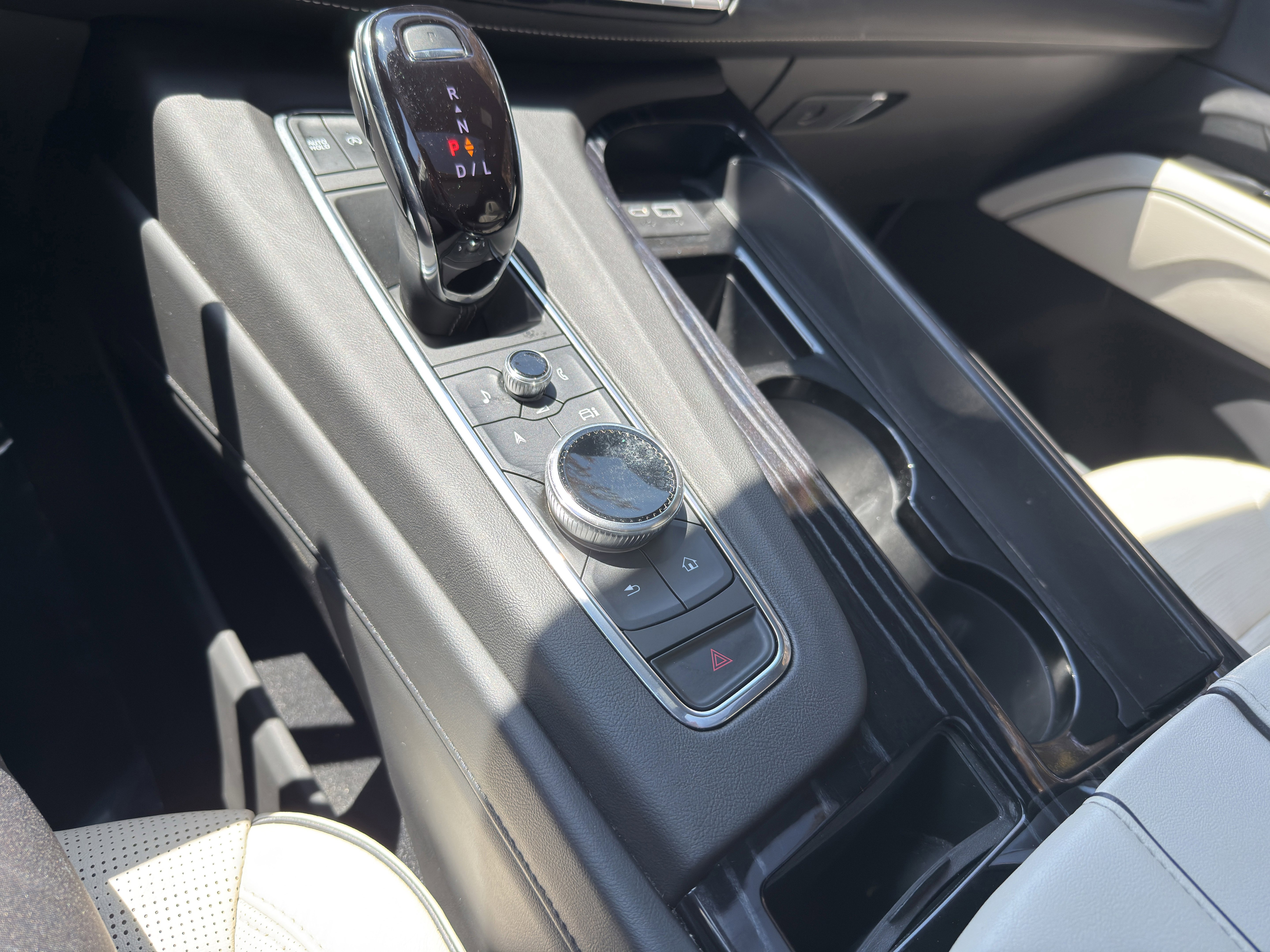 Used 2023 Cadillac Escalade Sport w/ Touring Package AWD/4WD image 18