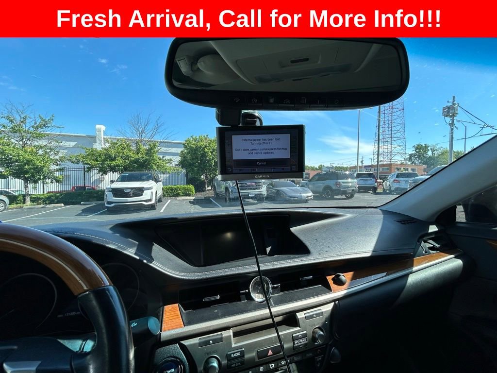 Used 2013 Lexus ES 300h w/ Luxury Pkg FWD image 8