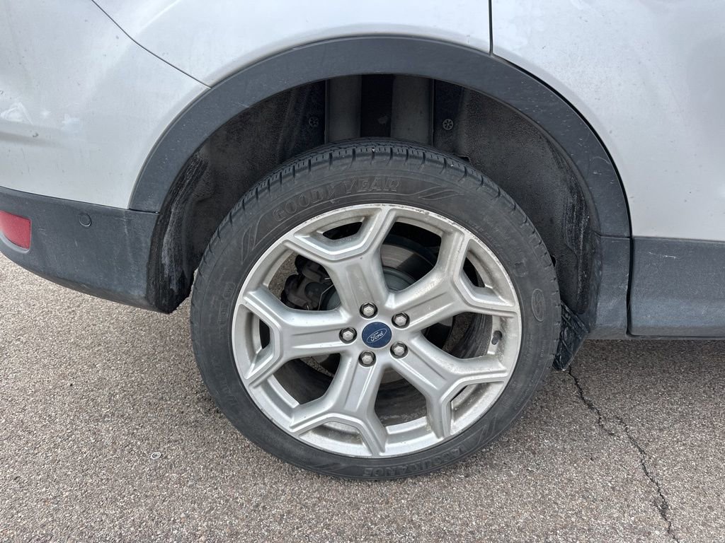 Used 2019 Ford Escape Titanium w/ U9j03 - Titanium Tow Package image 10