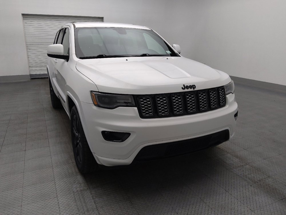 Used 2022 Jeep Grand Cherokee Laredo X image 14