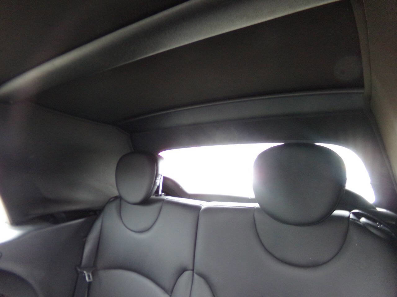 Used 2015 MINI Cooper Convertible image 24