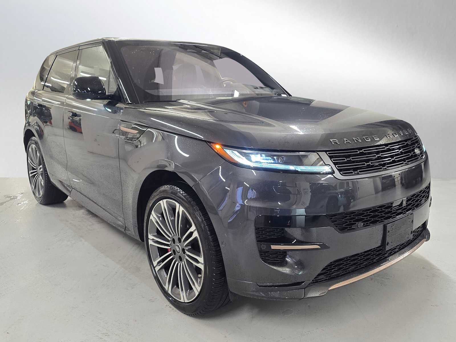 Used 2023 Land Rover Range Rover Sport SE Dynamic image 7