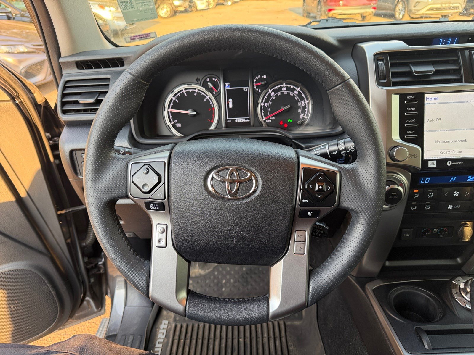 Used 2021 Toyota 4Runner Limited AWD/4WD image 9