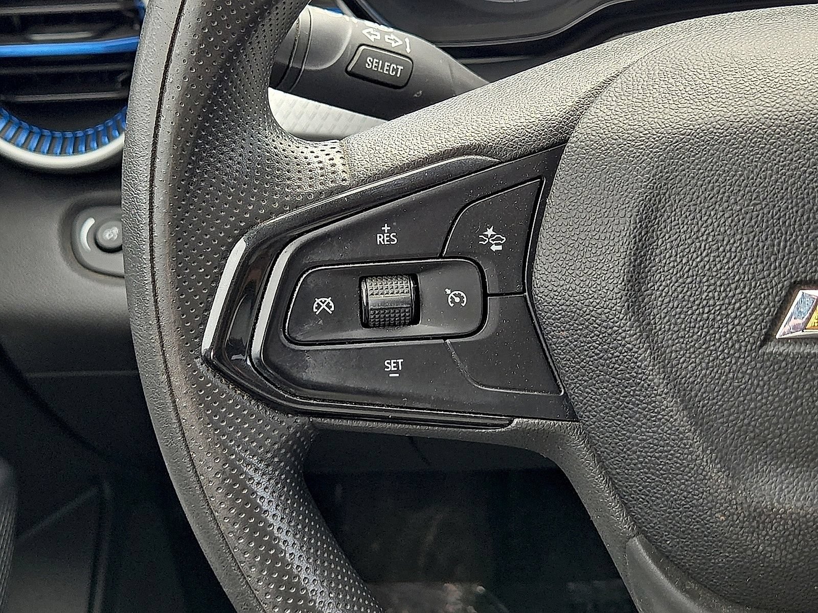 Used 2024 Chevrolet Trax LS FWD image 17
