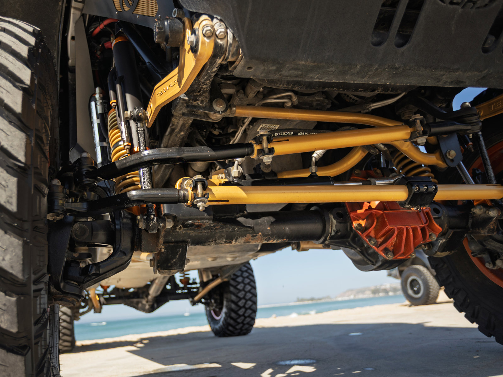 Used 2014 Jeep Wrangler Unlimited Rubicon w/ Connectivity Group image 17