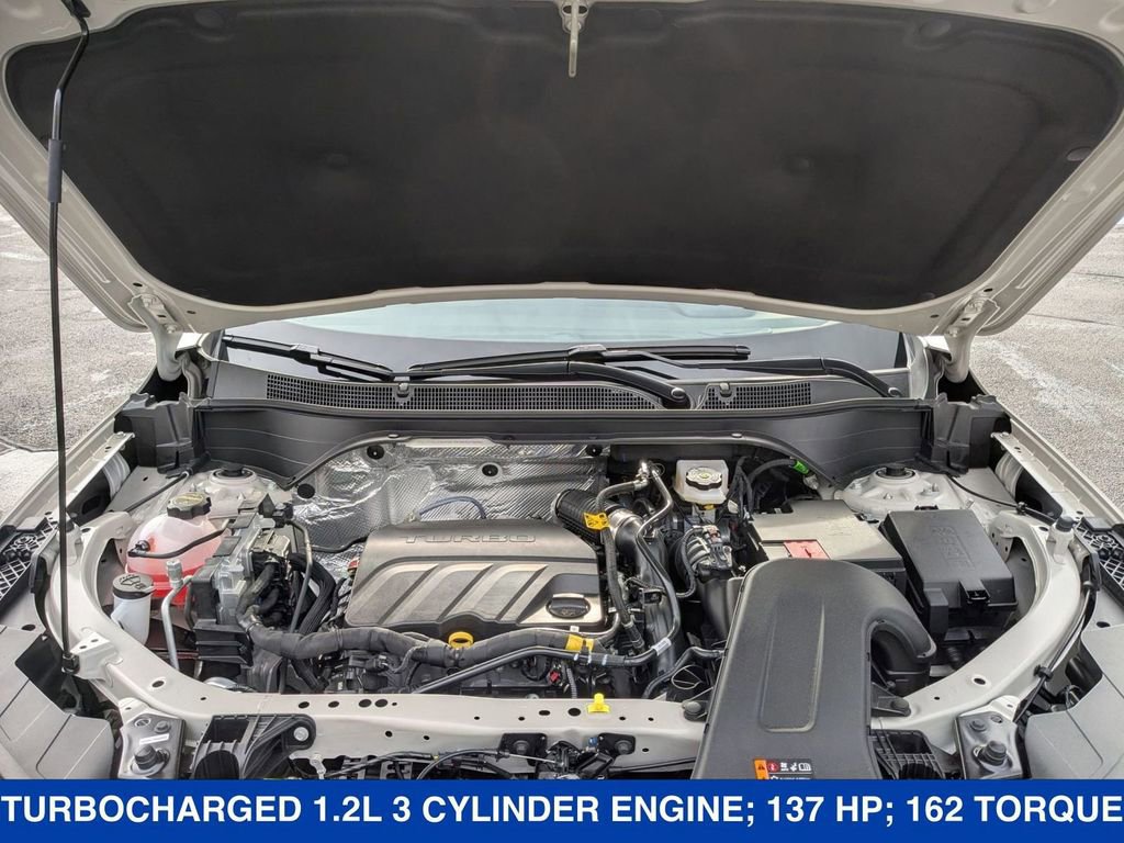 New 2026 Chevrolet Trax RS w/ Sunroof Package FWD image 35