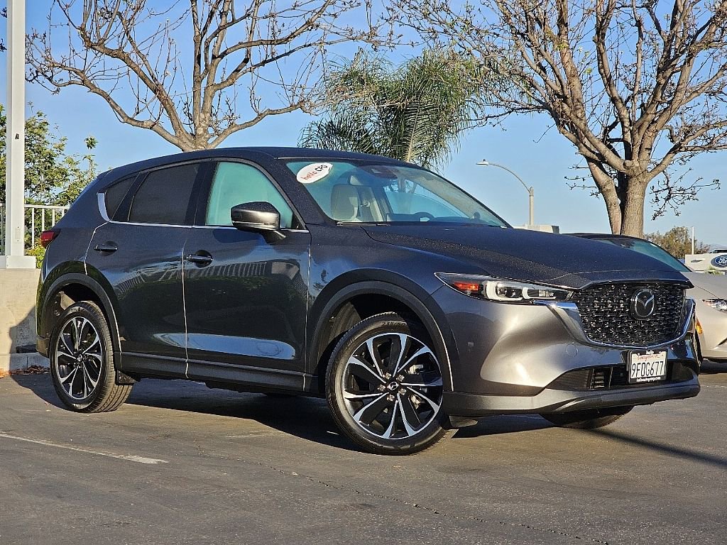 Certified 2023 MAZDA CX-5 AWD 2.5 S w/ Premium Plus Pkg image 3