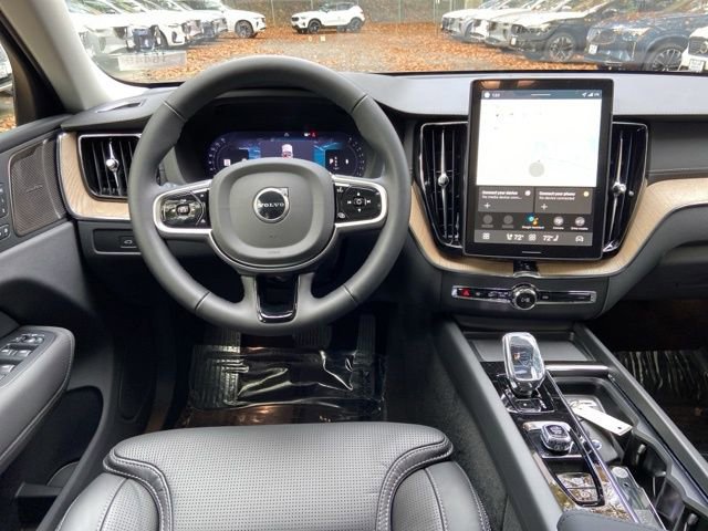 New 2026 Volvo XC60 B5 Ultra w/ Protection Package Premier image 13