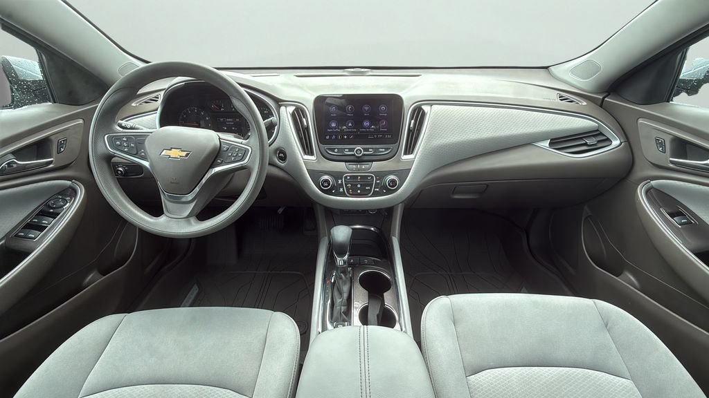 Used 2024 Chevrolet Malibu LT w/ LPO, Floor Liner Package FWD image 19