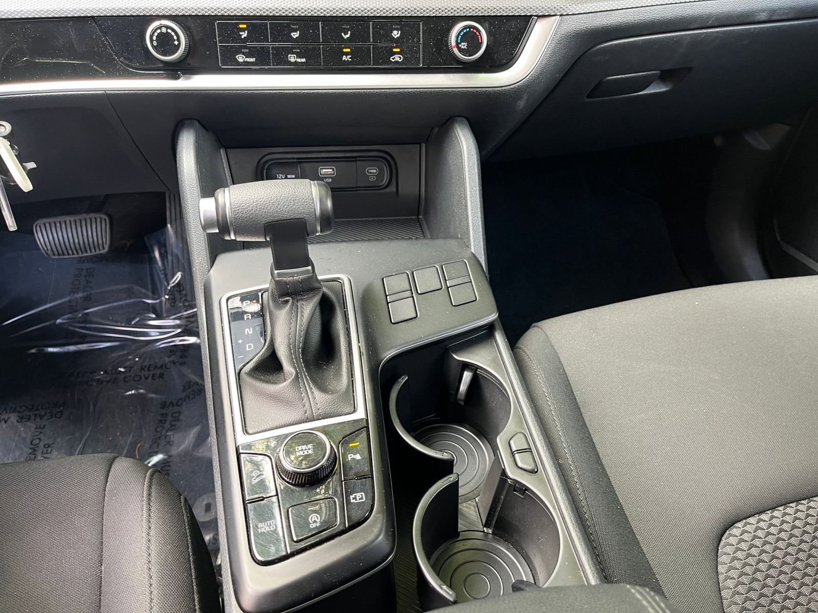 Used 2025 Kia Sportage LX image 40