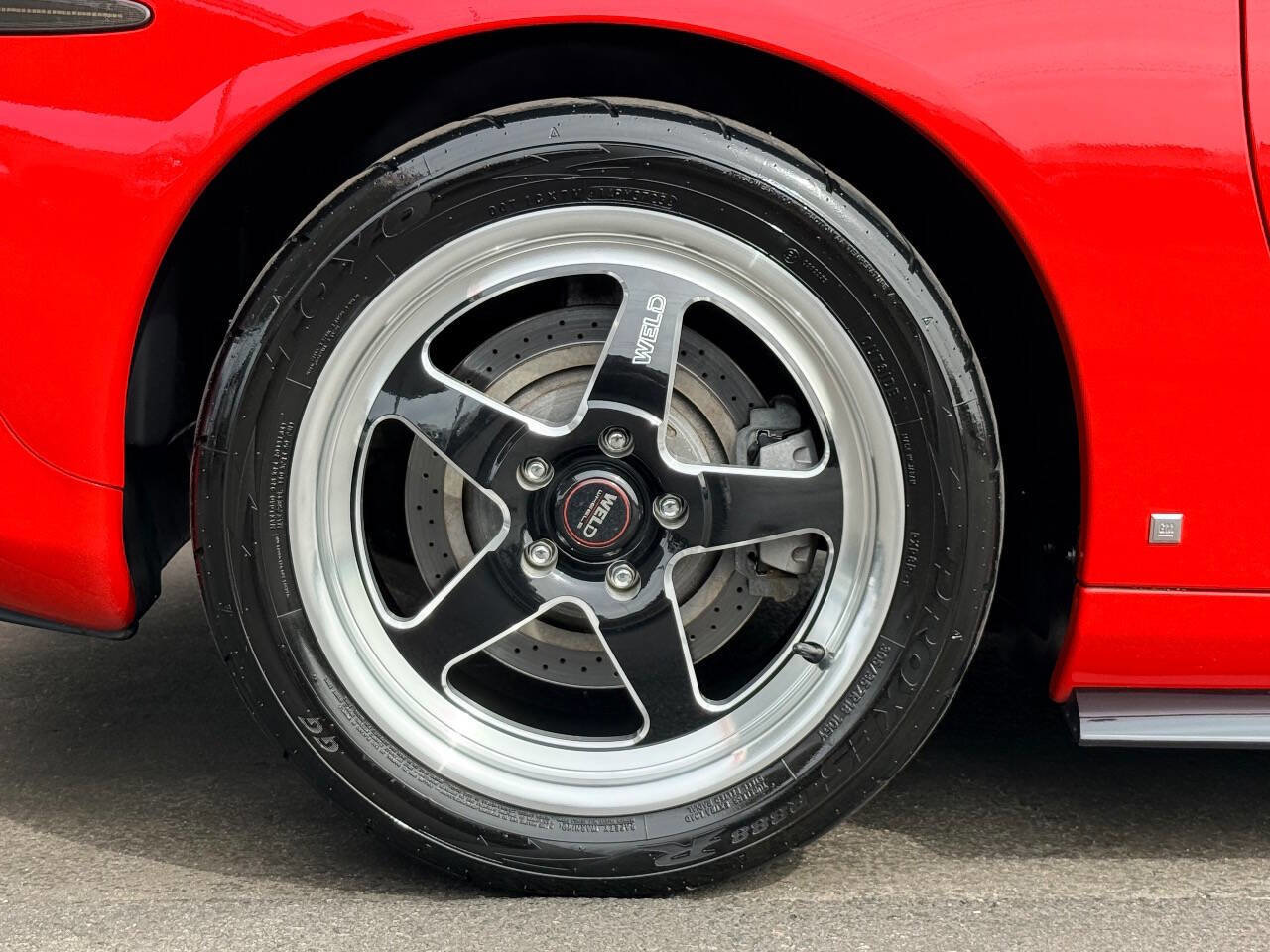 Used 2006 Chevrolet Corvette Coupe w/ Performance Package image 18