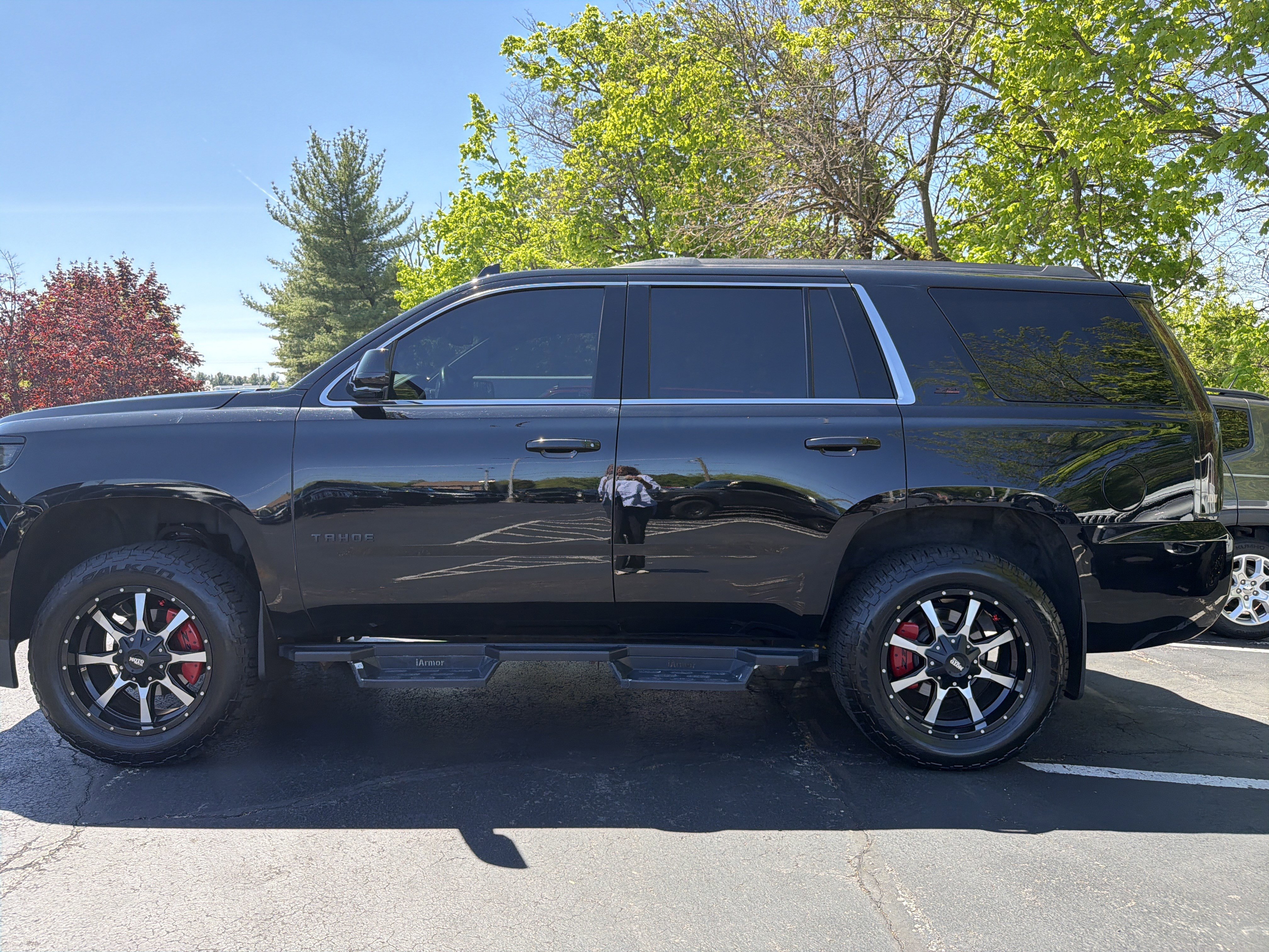 Used 2017 Chevrolet Tahoe LT AWD/4WD image 4