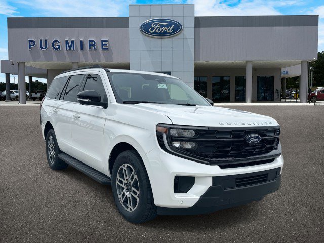 New 2026 Ford Expedition Active image 1