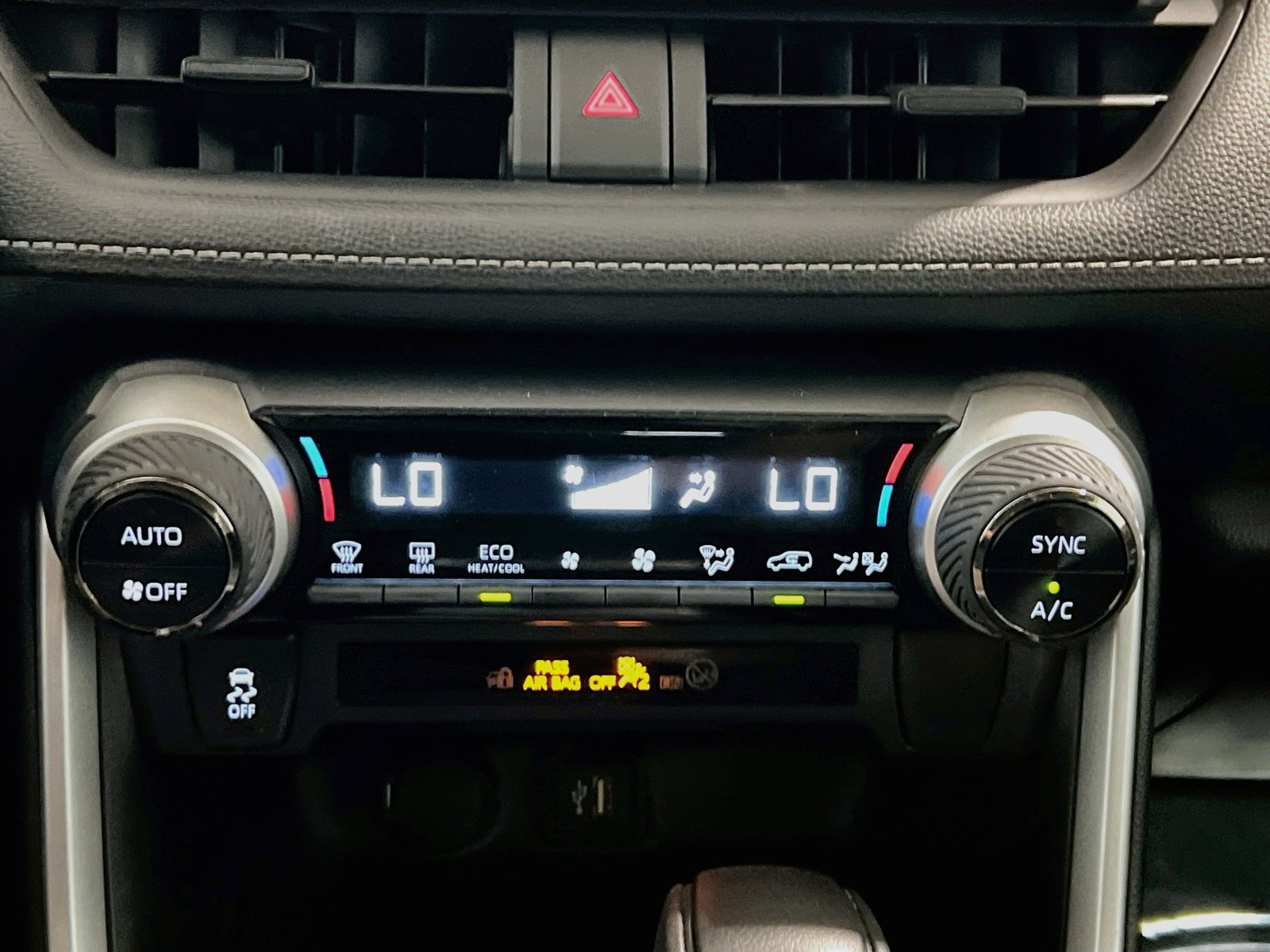 Used 2023 Toyota RAV4 AWD Hybrid image 11