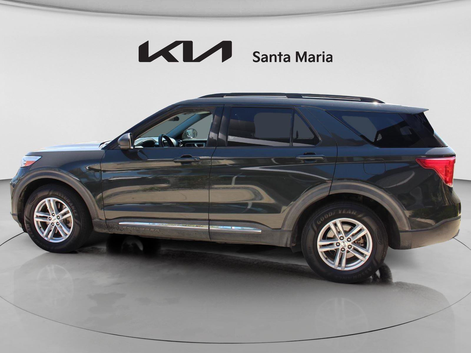Used 2021 Ford Explorer XLT image 6