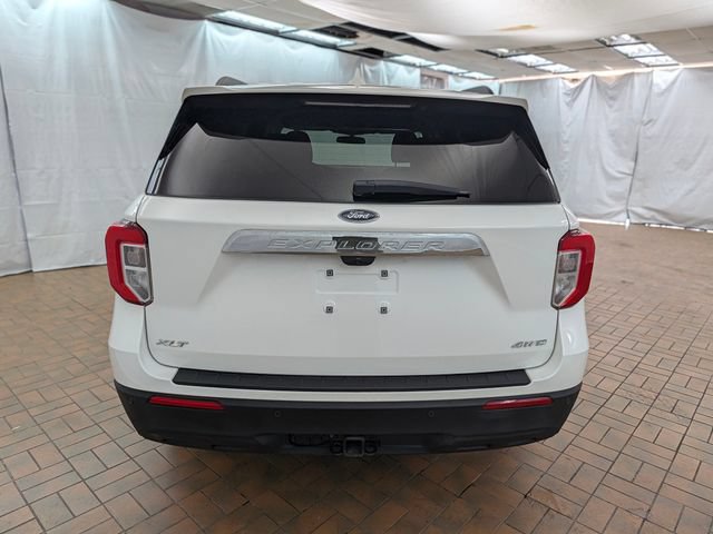 Certified 2023 Ford Explorer XLT w/ Class IV Trailer Tow Package AWD/4WD image 4