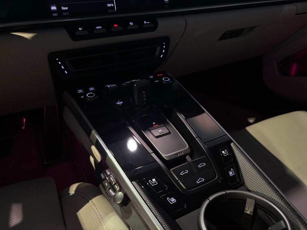 Certified 2025 Porsche 911 Turbo S image 21