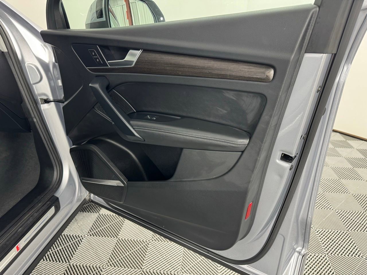 Used 2024 Audi Q5 2.0T Premium Plus image 35