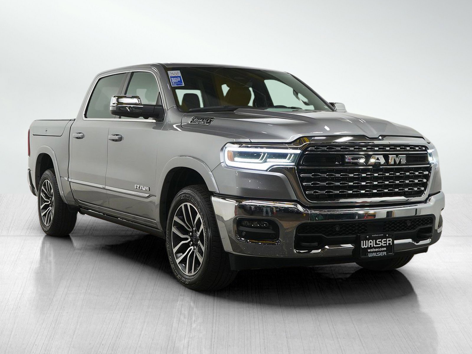 Used 2025 RAM 1500 Limited image 7