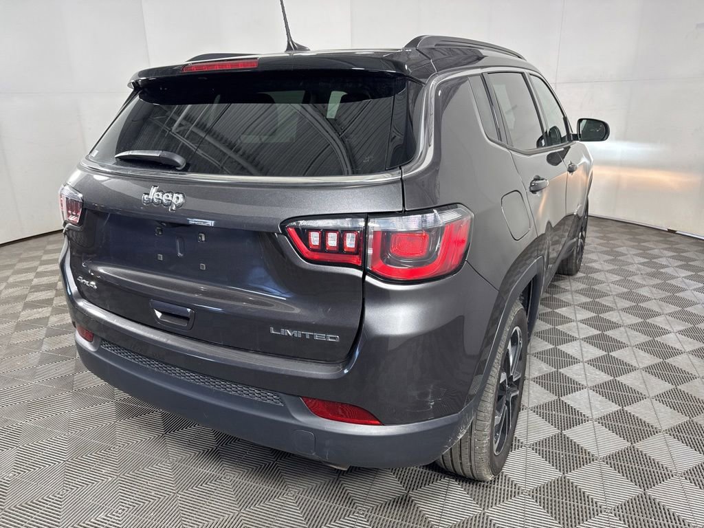 Used 2022 Jeep Compass Limited AWD/4WD image 10