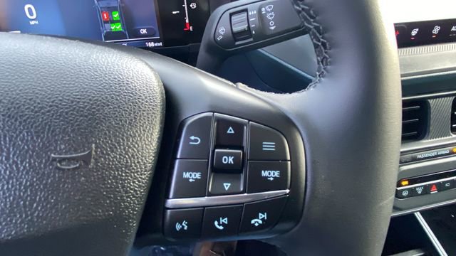 Used 2025 Ford Maverick Lariat w/ Black Appearance Package image 23