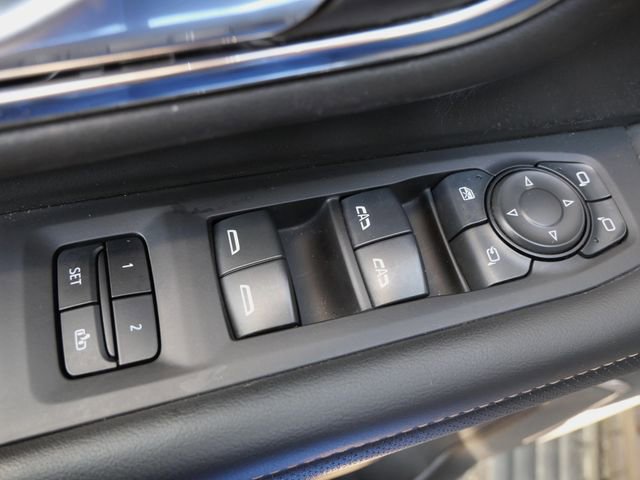 Used 2024 GMC Yukon AT4 w/ AT4 Premium Plus Package AWD/4WD image 18