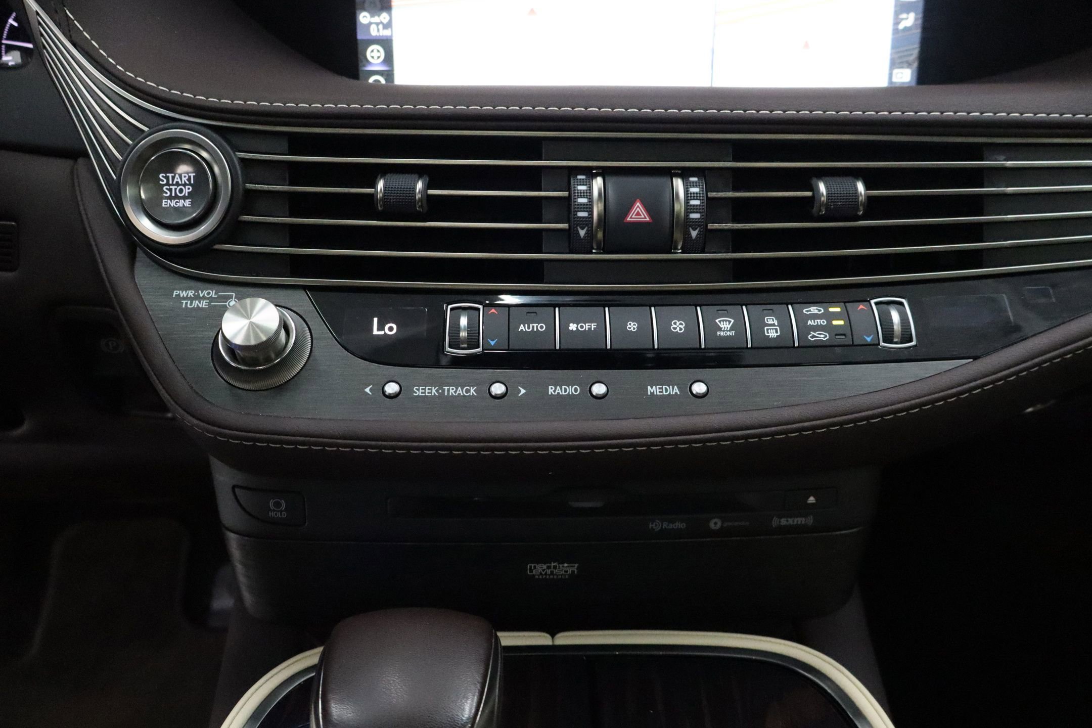 Used 2020 Lexus LS 500 w/ Interior Upgrade Package RWD image 22
