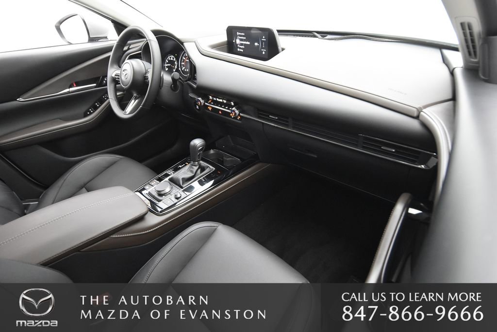 Used 2025 MAZDA CX-30 AWD 2.5 S w/ Premium Package image 29