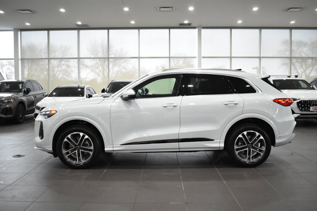 Used 2025 Audi Q5 Premium w/ Convenience Package AWD/4WD image 8