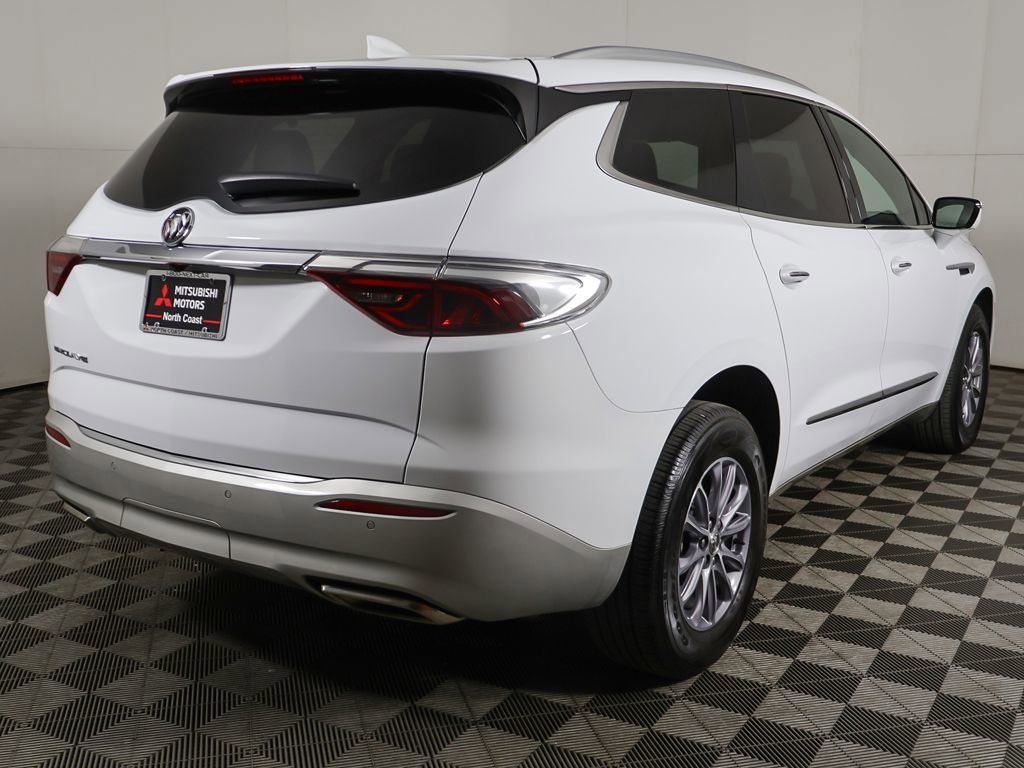 Used 2023 Buick Enclave Essence FWD image 11