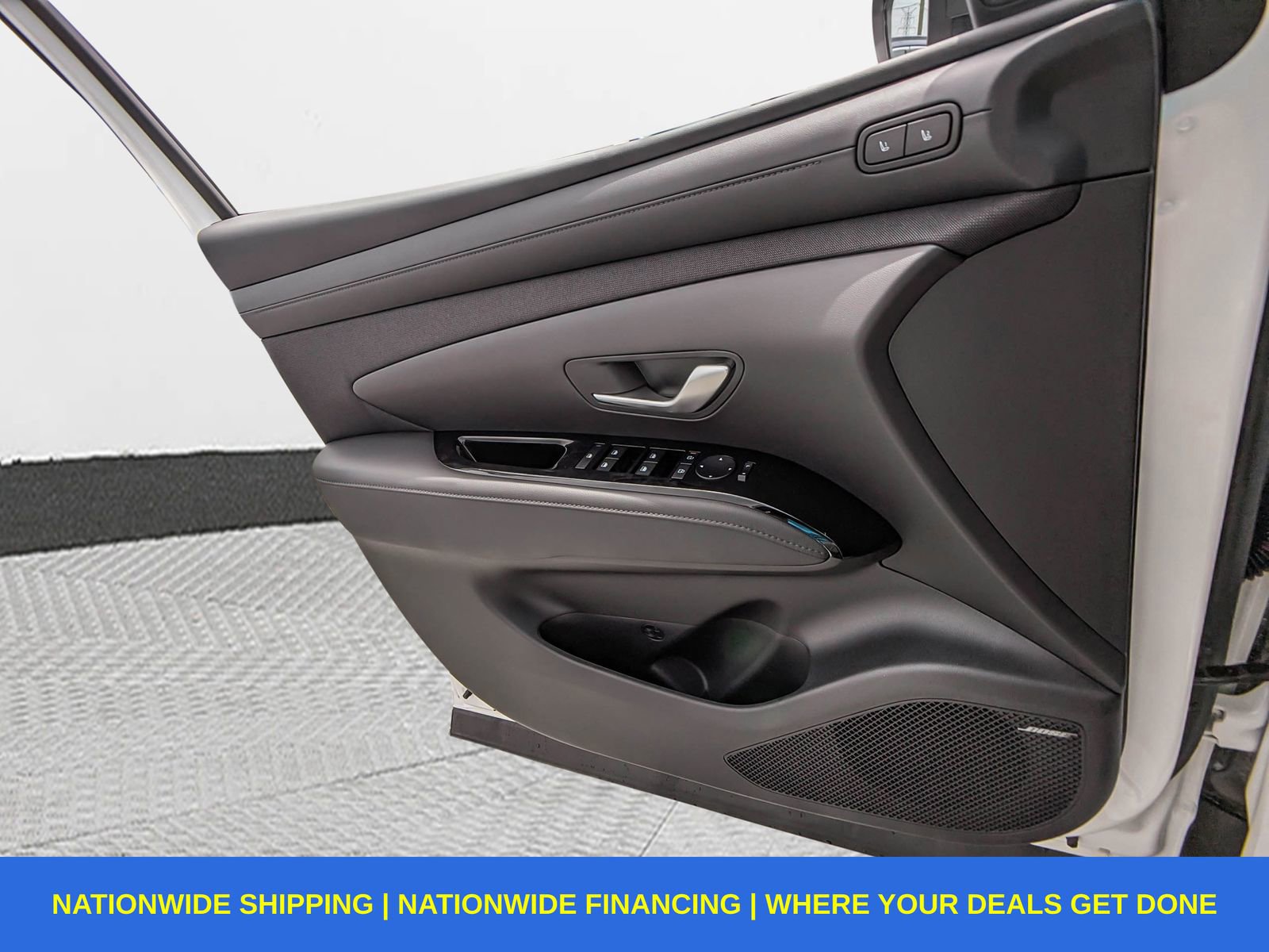 New 2025 Hyundai Tucson Limited image 37