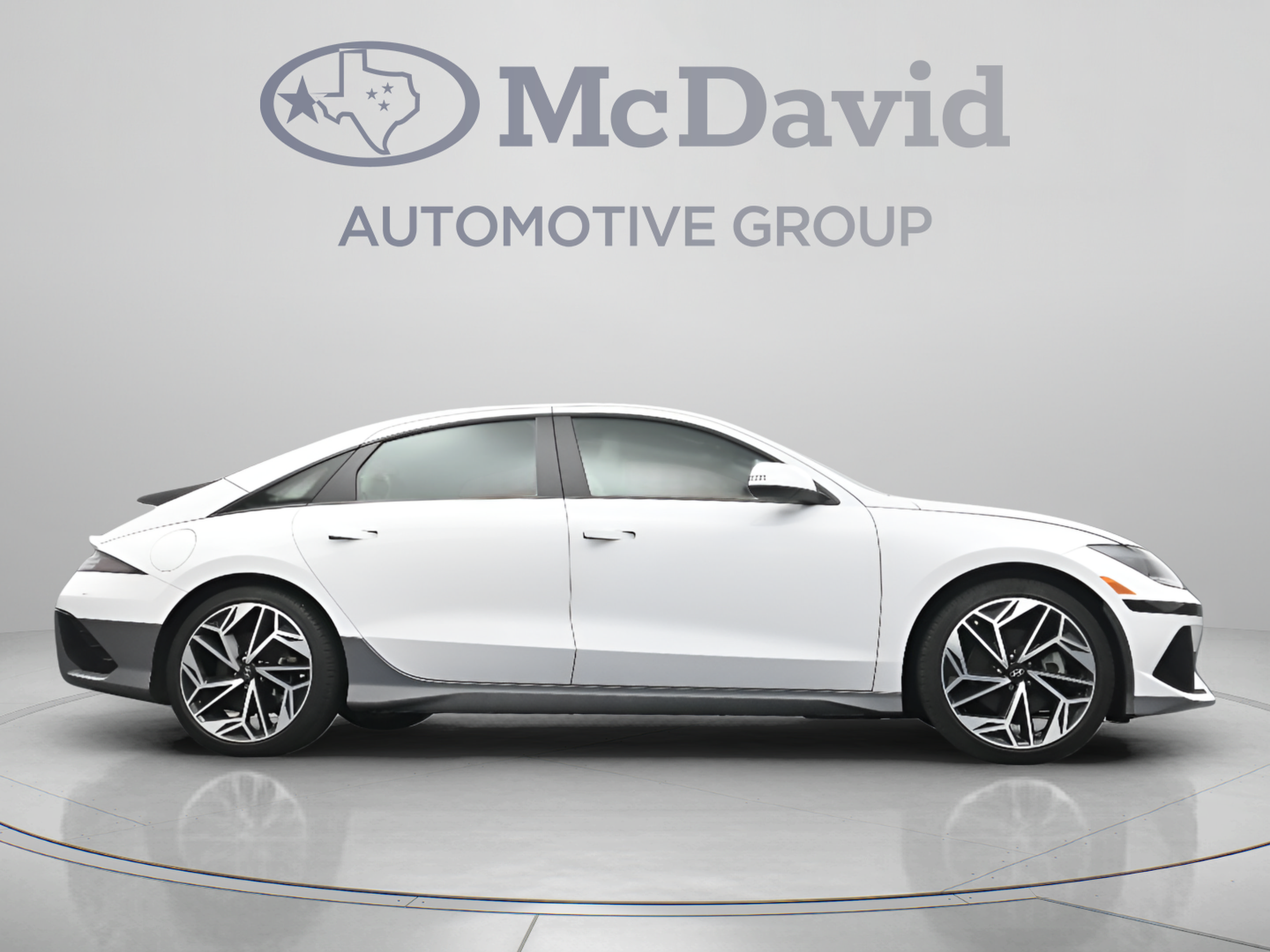 Used 2024 Hyundai Ioniq 6 SEL RWD image 31