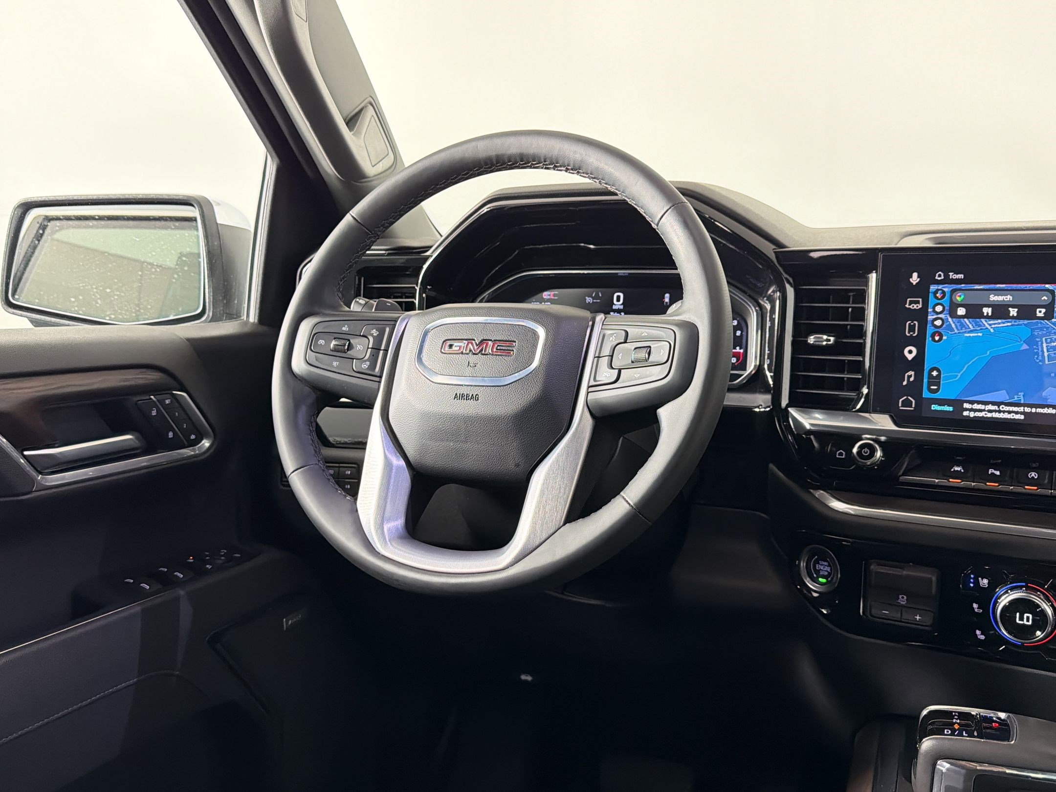 Used 2025 GMC Sierra 1500 SLT w/ SLT Premium Plus Package AWD/4WD image 27