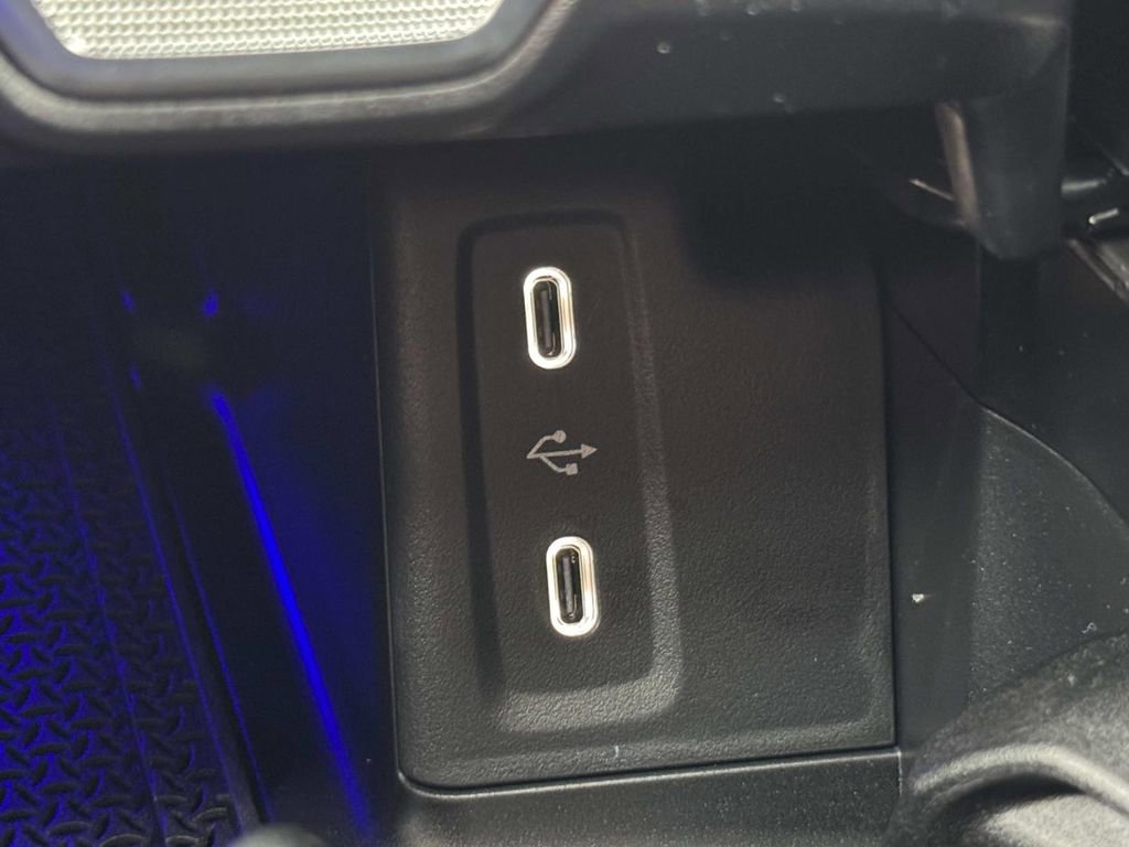 Certified 2025 Mercedes-Benz GLC 300 4MATIC image 28