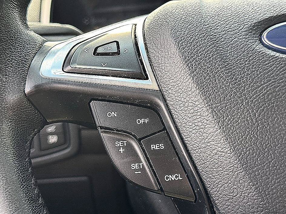Used 2019 Ford Edge SEL w/ Equipment Group 201A FWD image 19