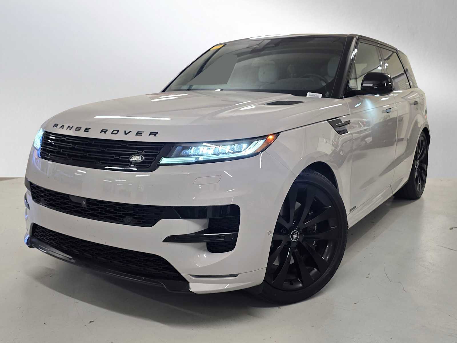 Used 2025 Land Rover Range Rover Sport Autobiography image 1