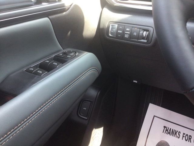 New 2026 GMC Terrain AT4 w/ Convenience Package III AWD/4WD image 11