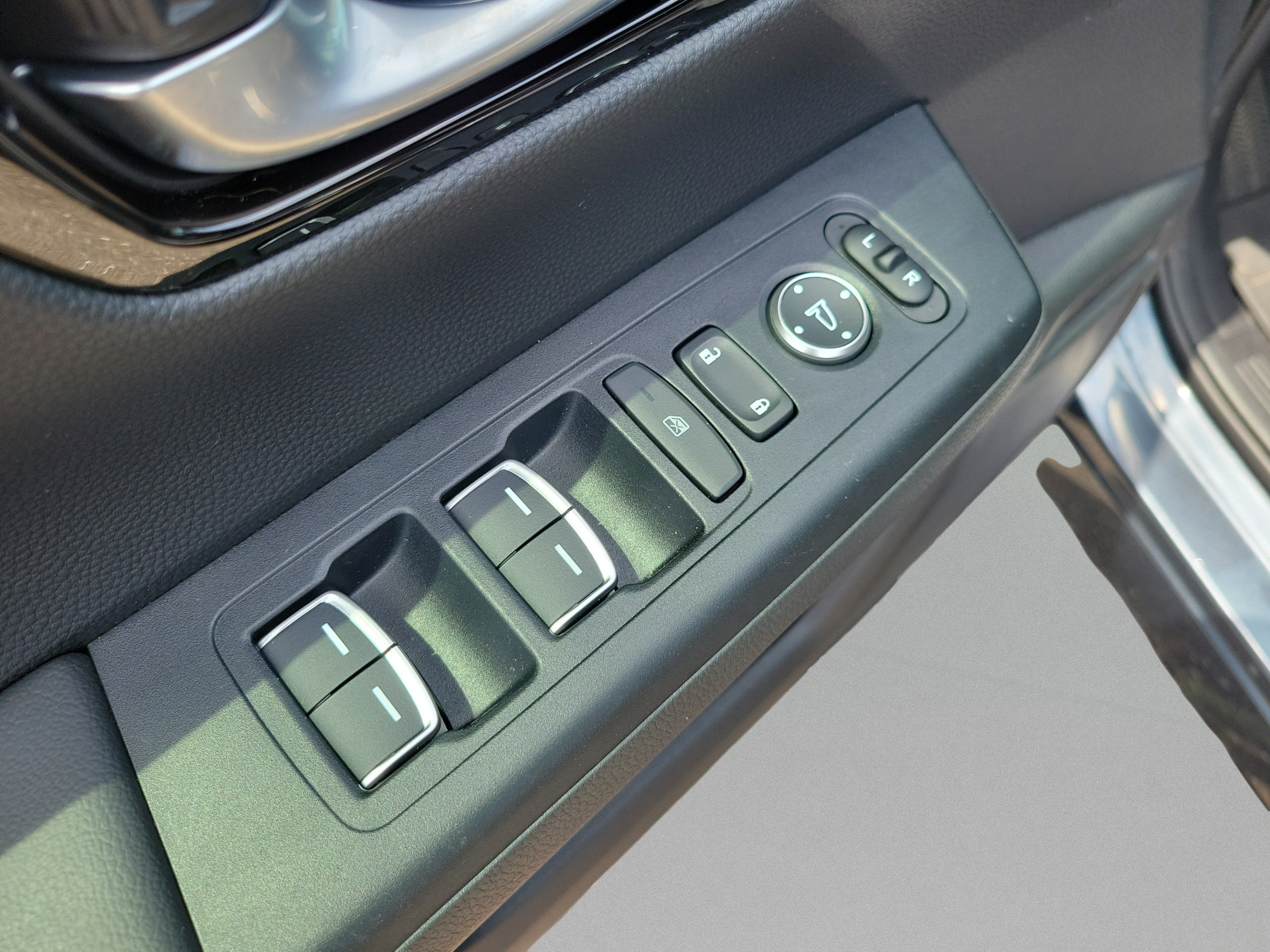 Certified 2023 Honda CR-V Sport Touring image 24