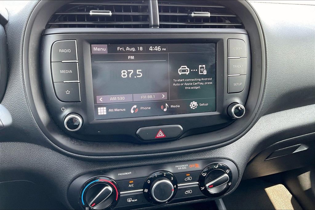 Used 2022 Kia Soul LX w/ Technology Package image 6