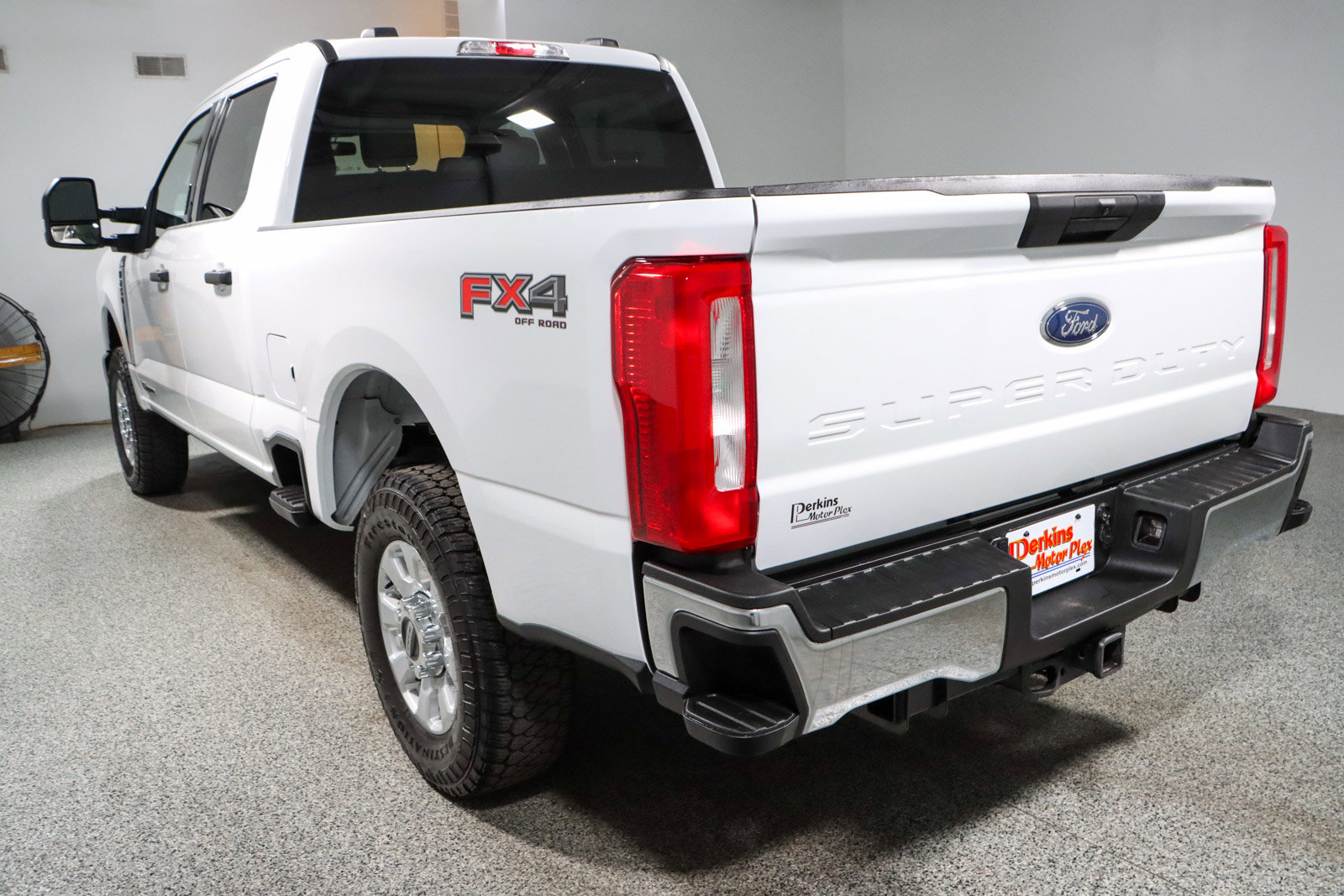 Used 2023 Ford F250 XLT w/ FX4 Off-Road Package image 9