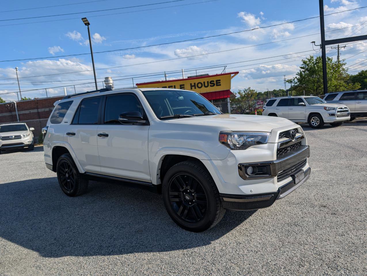 Used 2019 Toyota 4Runner Limited AWD/4WD image 3