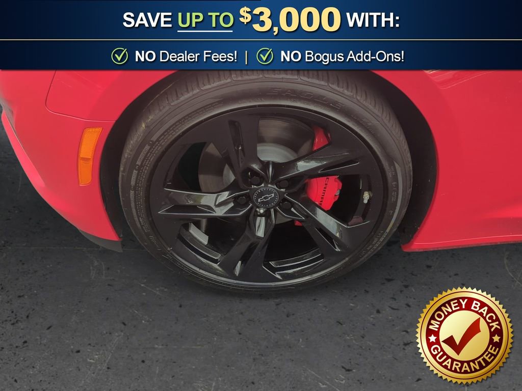 Used 2022 Chevrolet Camaro LT RWD image 13