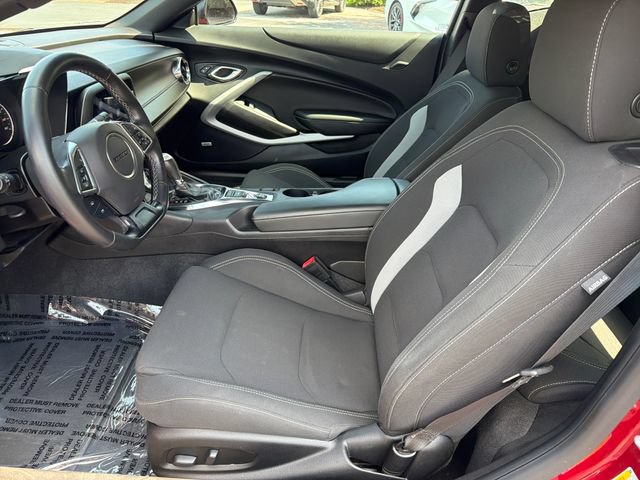 Certified 2020 Chevrolet Camaro LT w/ RS Package RWD image 9